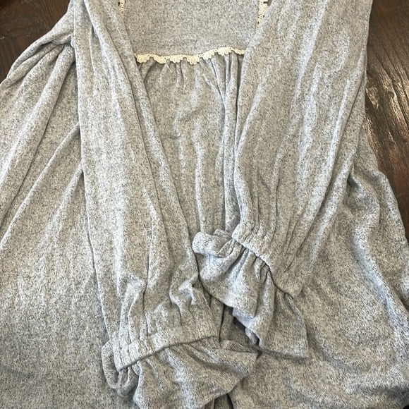 Roolee knit top size large - Picture 6 of 9